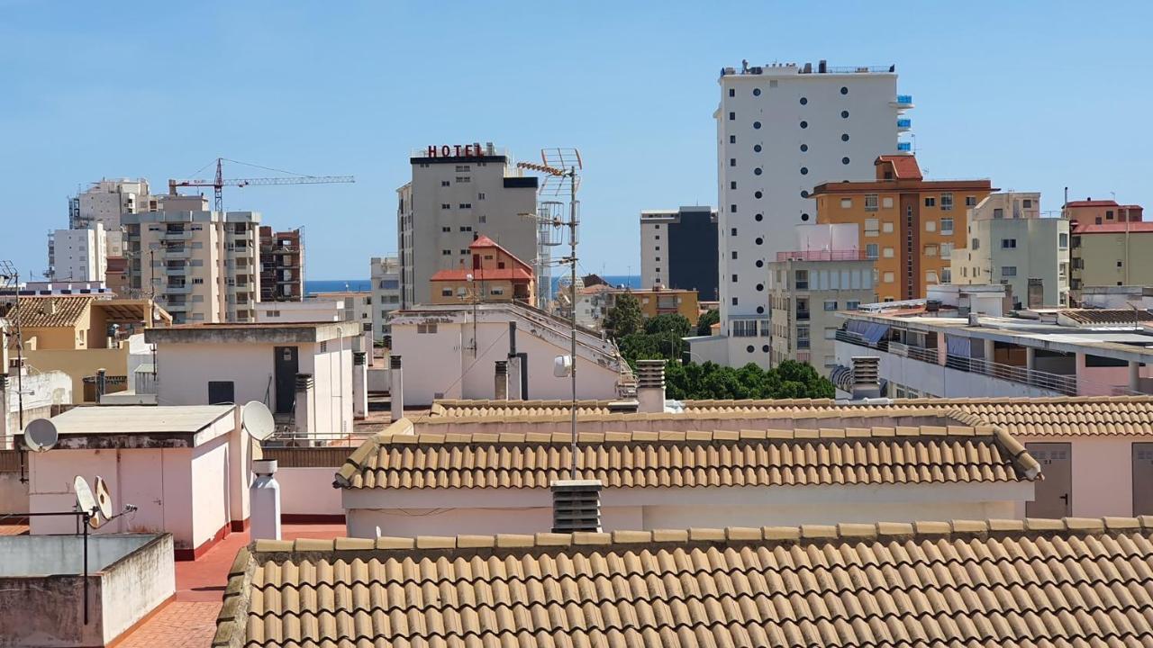 Universidad Del Mar - Alquiler Solo Familias Gandia Luaran gambar